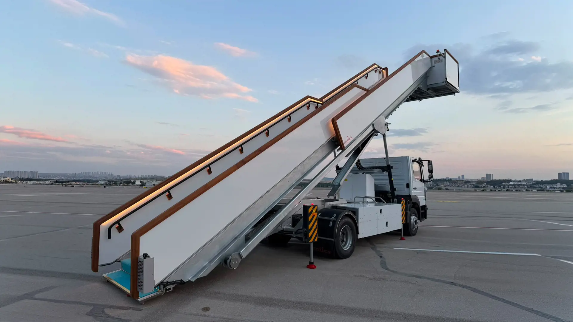 VIP Passenger Stairs visual 4