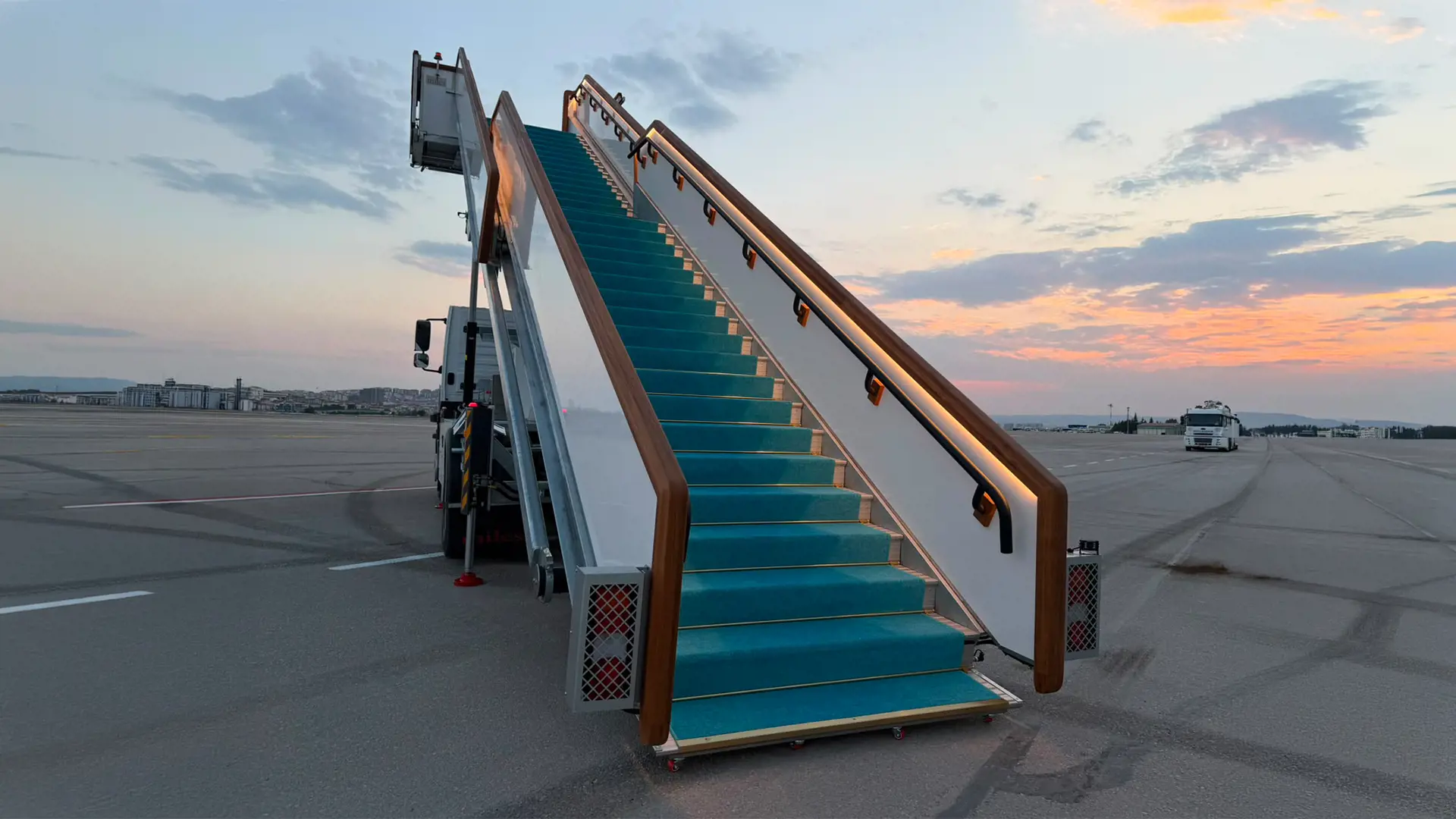 VIP Passenger Stairs visual 5