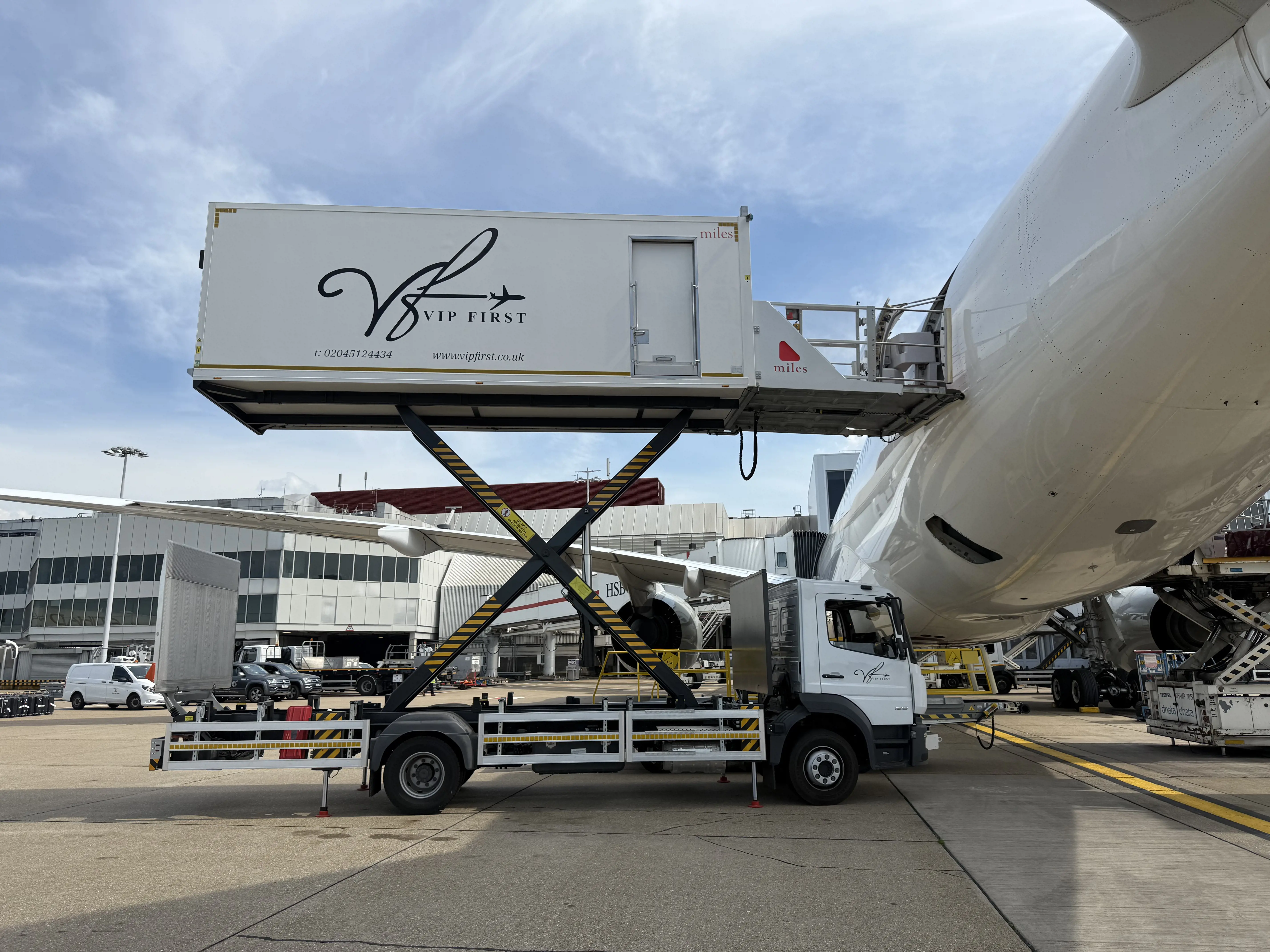 Cabin Cleaning Truck visual 1