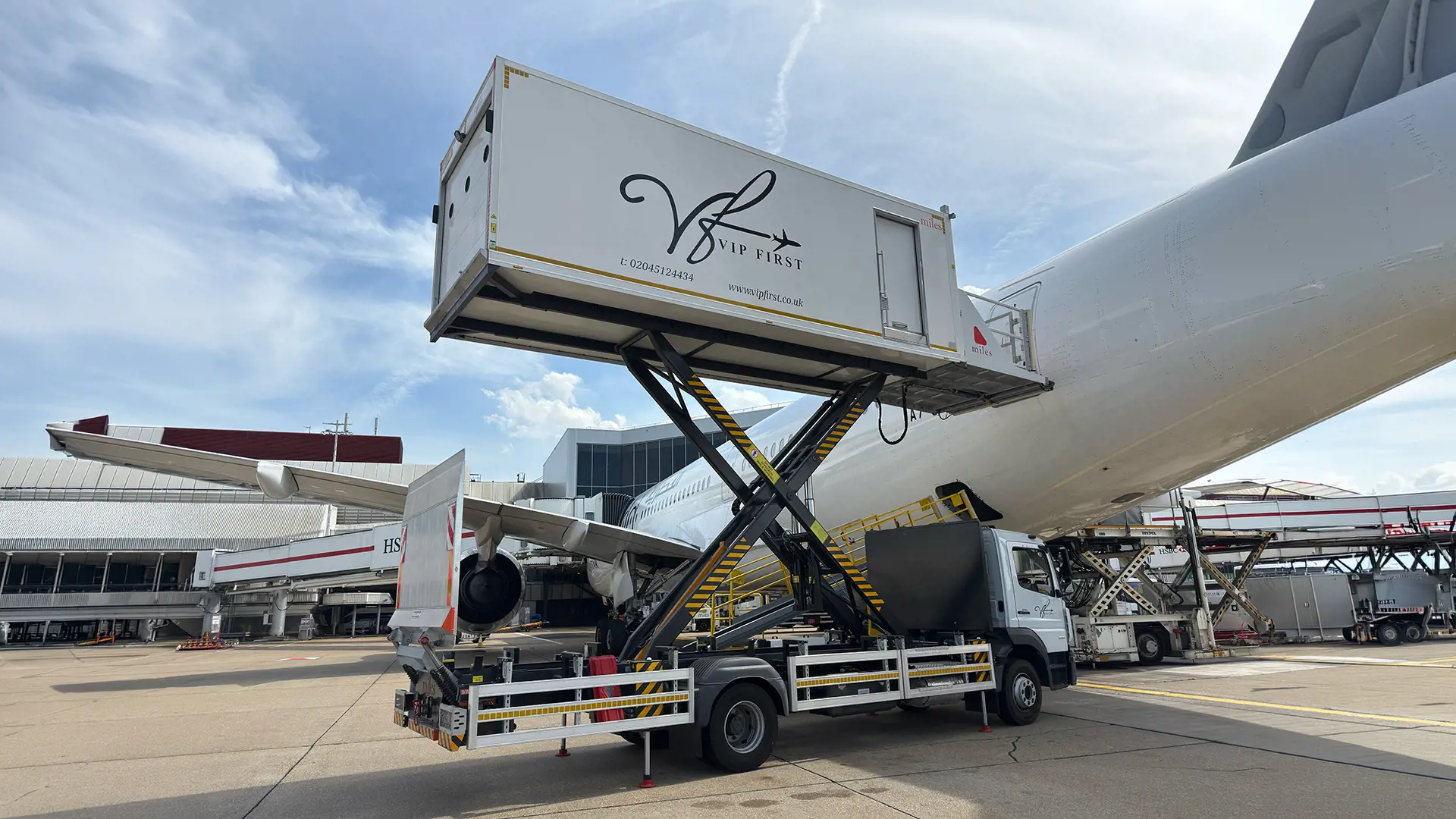 Cabin Cleaning Truck