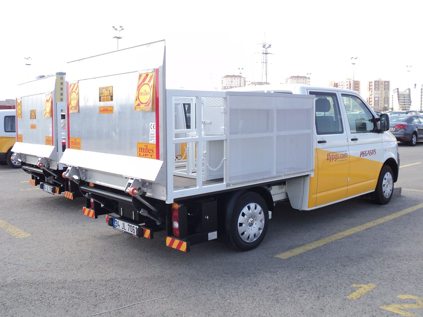 Uçak Lastiği Taşıma Aracı, Servis & Bakım Platformları