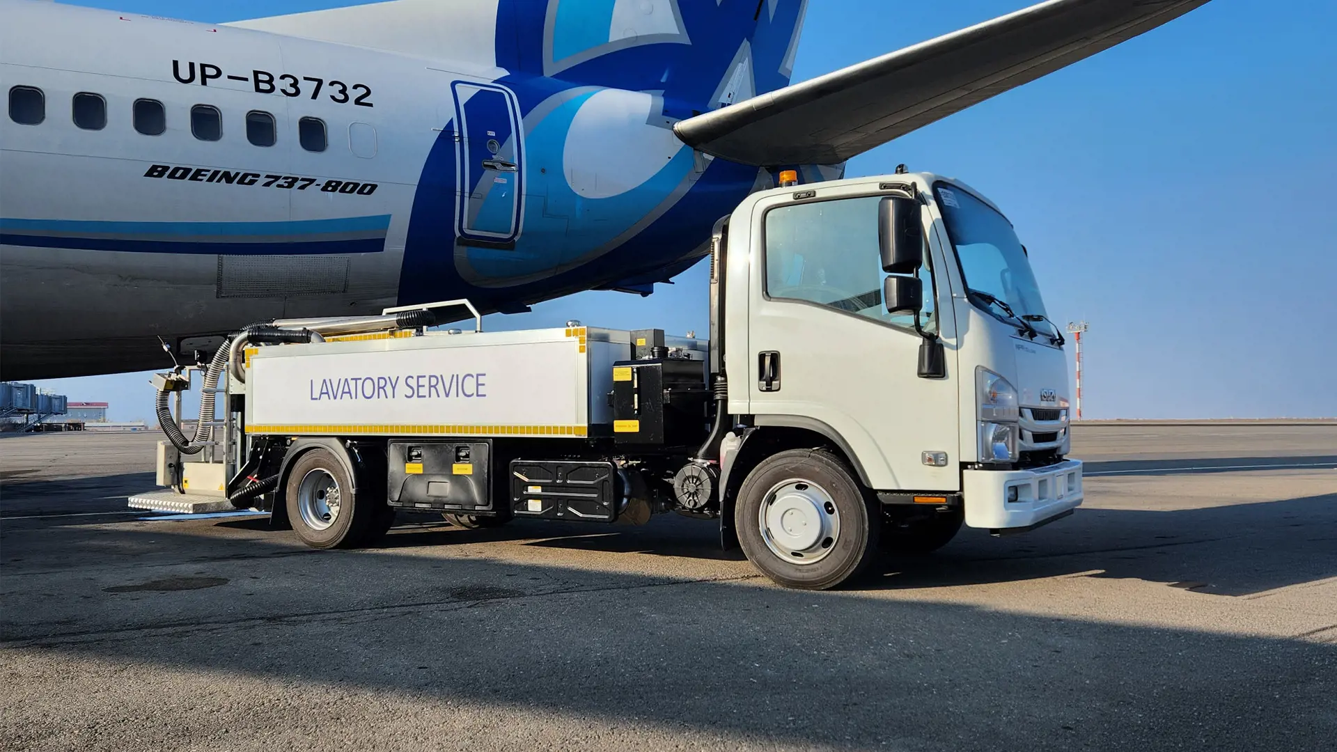 Toilet Service Truck